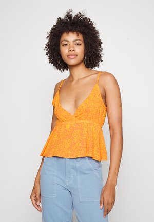 Vero Moda VMMENNY SMOCK SINGLET - Μπλούζα - georgia peach/melin