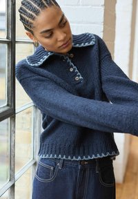 Next WITH STITCH COLLAR DETAIL - Pikkade varrukatega topp - blue navy