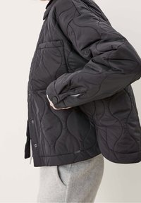 QS Overgangsjakke - black