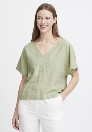 b.young BYFALAKKA VNECK BLOUSE - Bluse - tea