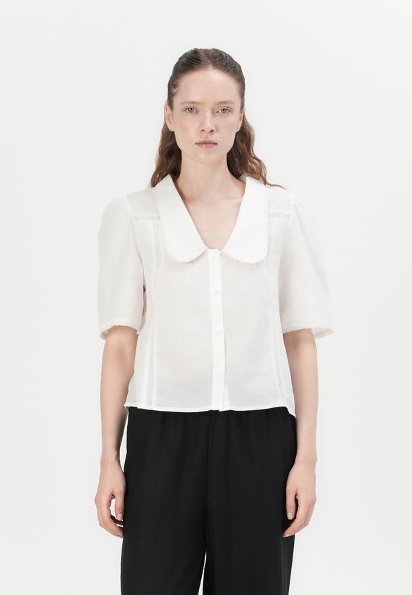 PETER PAN COLLAR SHIRT - Button-down blouse