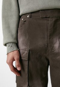 Don't Waste Culture FERMIN UNISEX - Παντελόνι cargo - brown khaki