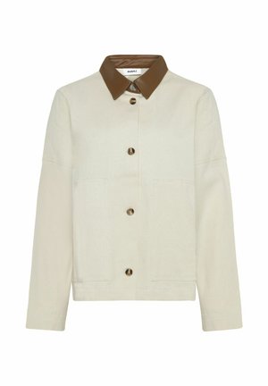 Crème-kleurige jas met een bruine faux leren kraag, vier voorkruike pockets en gouden knopen. Heeft een relaxte pasvorm en een zachte textuur.