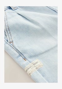 Niet geselecteerd, bleach denim