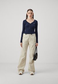 Abercrombie & Fitch ICON HENLEY - Maglietta a manica lunga - navy