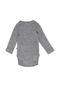 Grå långärmad bodysuit i mjukt, texturerat tyg med rund halsringning och tryckknappar i botten för enkel påklädning.