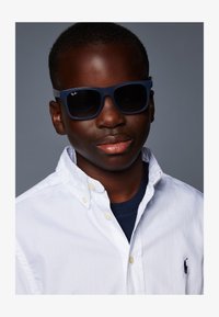 Niet geselecteerd, dark grey