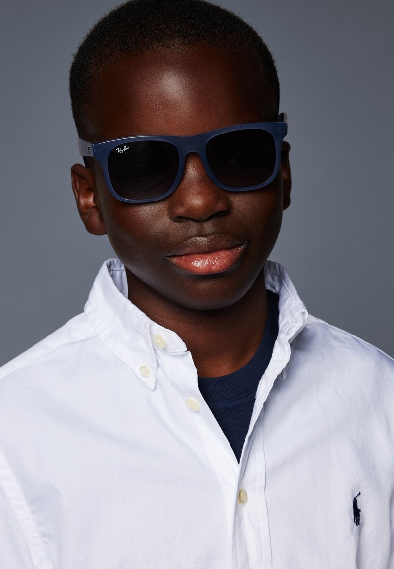 Ray-Ban 11-13 YEARS UNISEX - Päikeseprillid - dark grey