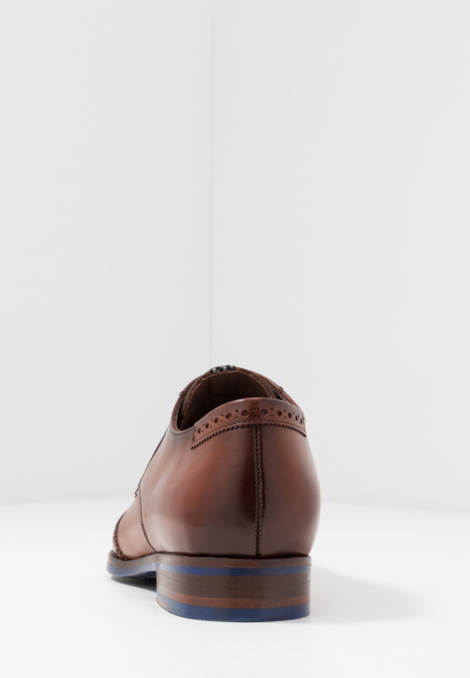Floris van Bommel Pensko med snøring dark cognac Zalando.no Floris van Bommel Pensko med snøring dark cognac Zalando.no