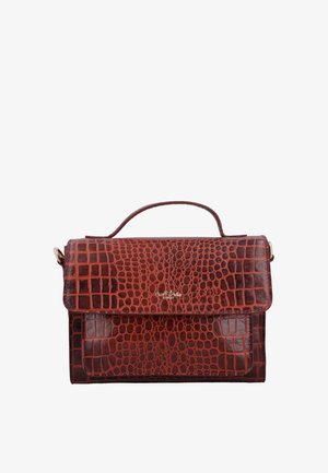 Brun håndtaske i krokodillemønster-læder med håndtag øverst og frontklaplukning, med en lille metal-logo accent.