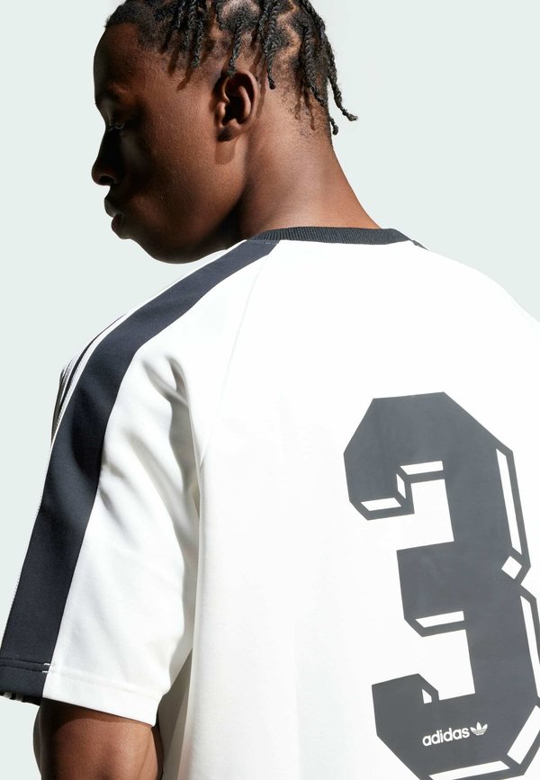 R3CD - Print T-shirt2