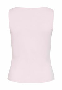 Ανοιχτό ροζ εφαρμοστή μπλούζα χωρίς μανίκια με ψηλή, στρογγυλή λαιμόκοψη και λείο ύφασμα, εμφανιζόμενη από πίσω.