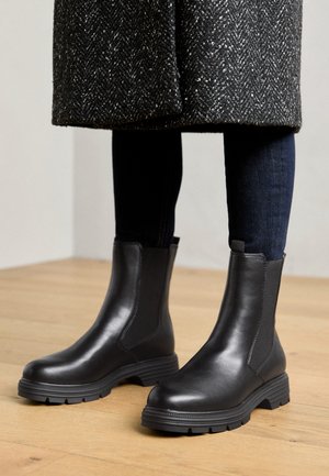 Tamaris Botines bajos - black
