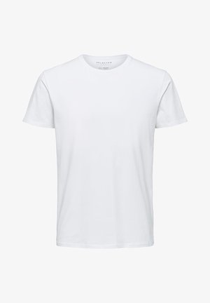 Valge lühikeste varrukate ja pehmest puuvillast T-särk, millel on ümmargune kaelus ja tavapärane lõige, ilma mustrite või nähtava riistvarata.