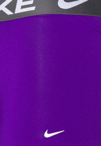 Nike Underwear ESSENTIAL TRUNK 3 PACK - Cuecas boxer - elecpurple/dgrey-blk-electpurple w