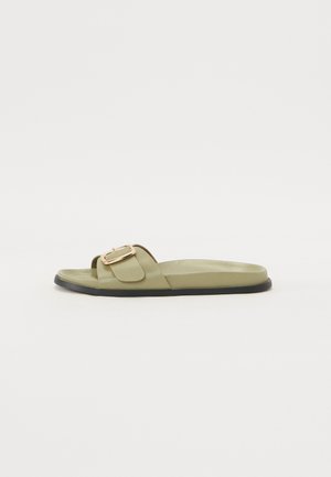 GRIMM - Slippers - green