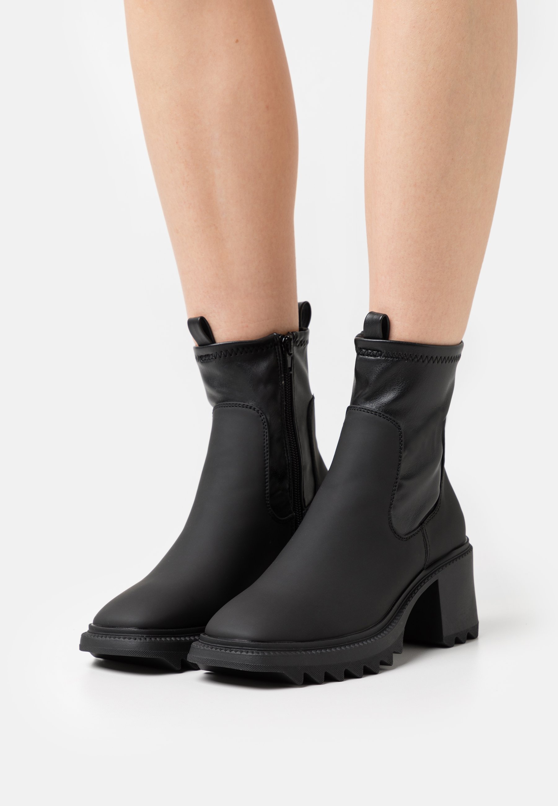 Missguided JAGGED SOLE HEELED BOOT - Botines - black/negro - Zalando.es