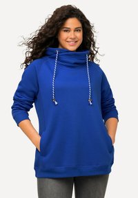 Ulla Popken MIT STEHKRAGEN RAGLANFORM LANGE ÄRMEL  - Mikina - royalblau
