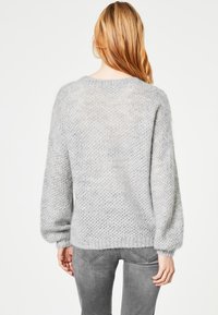 HALLHUBER Strickpullover - light grey