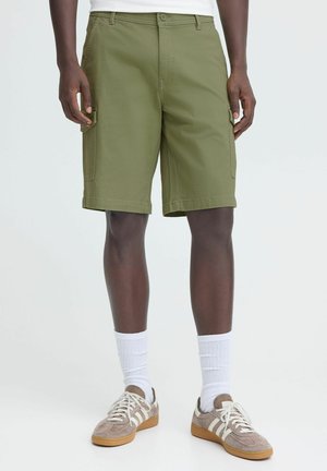 Blend, CARGOSHORTS REGULAR FIT REISSVERSCHLUSS SEITENTASCHEN  - Shorts - grün