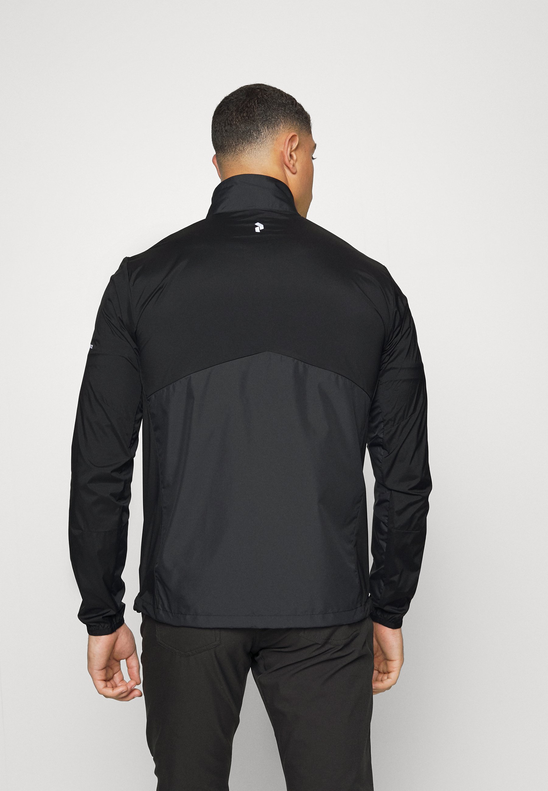 Peak Performance MEADOW WIND JACKET - Softshelljakke - black/svart