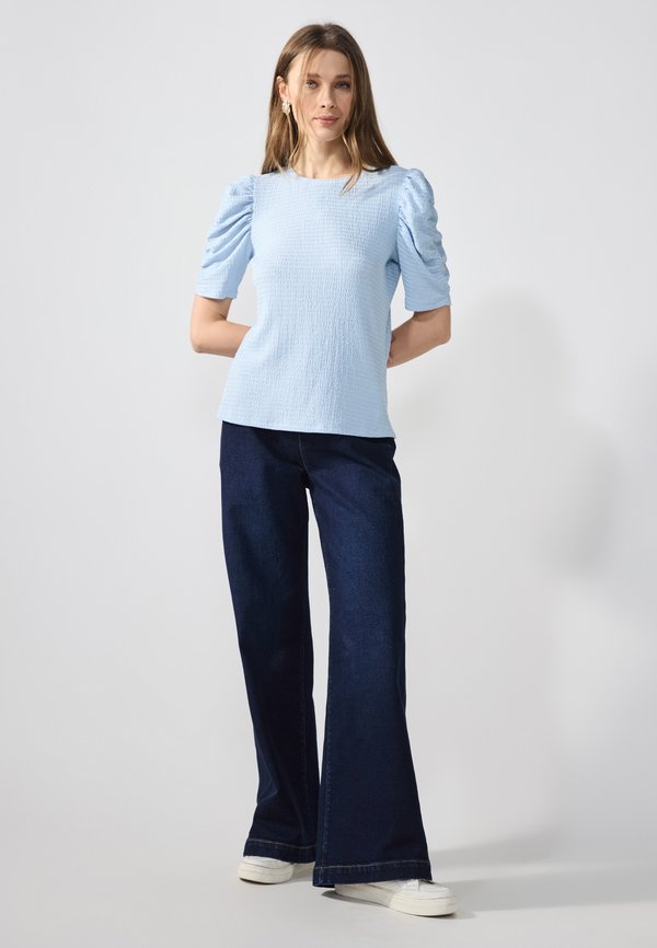 Basic T-shirt - skyway2