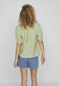 VILA TIE NECK - Blúzka - swamp