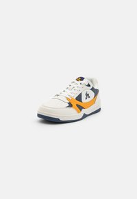 le coq sportif PRO STAR LITE UNISEX - Tenisky - optical white/golden orange
