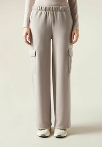 Calzedonia Pantalones cargo - Nude