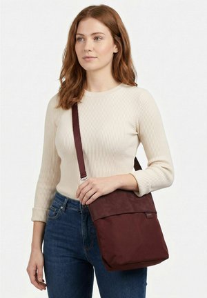 ZWEI, OLLI UMHÄNGETASCHE 31 CM - Umhängetasche - bordeaux
