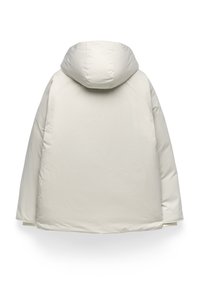 Puffjacka i ljusbeige med huva, har en slät yta och en avslappnad passform, designad med raglanärmar och rak fåll.