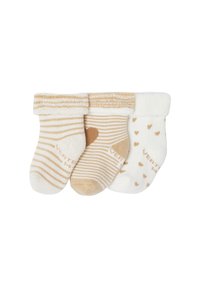 Drei beige und weiße Babysocken mit umgeschlagenen B�ündchen; zwei haben Streifen mit Herzmotiven, eine hat kleine verstreute Herzen.