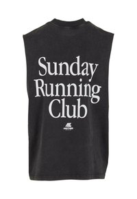 Canotta nera in cotone senza maniche con testo bianco audace: "Sunday Running Club" sul retro, con un piccolo logo in basso.