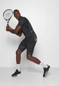 adidas Performance 2-IN-1 PRO - Pantalón corto de deporte - black/grey six