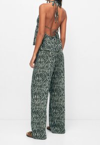 PULL&BEAR Linne - khaki
