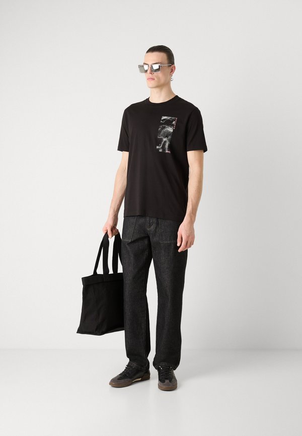 ATACAMA - Print T-shirt3