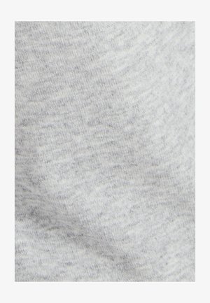 Lichtgrijze stof met een zachte, gladde textuur, voorzien van een gemêleerd patroon en subtiele variaties in kleurintensiteit.