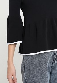mint&berry Sweter