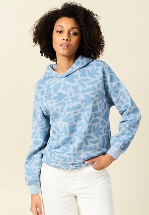 Felpa leggera blu chiaro con motivo floreale, con cappuccio regolabile e polsini a costine. Realizzata in tessuto morbido, ideale per un abbigliamento informale.