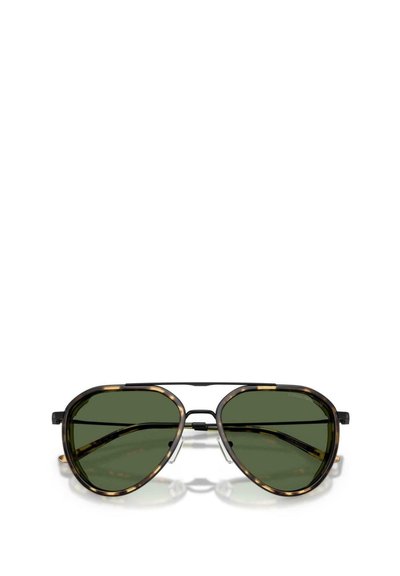 Occhiali da sole aviator con lenti verdi, montatura in metallo nero, dettagli tartaruga sulla parte superiore e punte delle stanghette trasparenti.