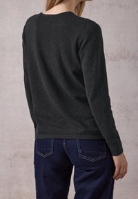 Cecil Sweter