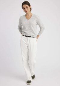 BZB COL V UNI - Pullover - gris clair
