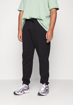 Lyle & Scott PANT - Jogginghose - jet black