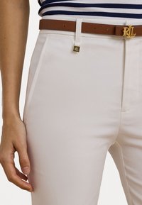 Lauren Ralph Lauren Petite DOUBLE FACED STRETCH COTTON TROUSER - Hlače - white