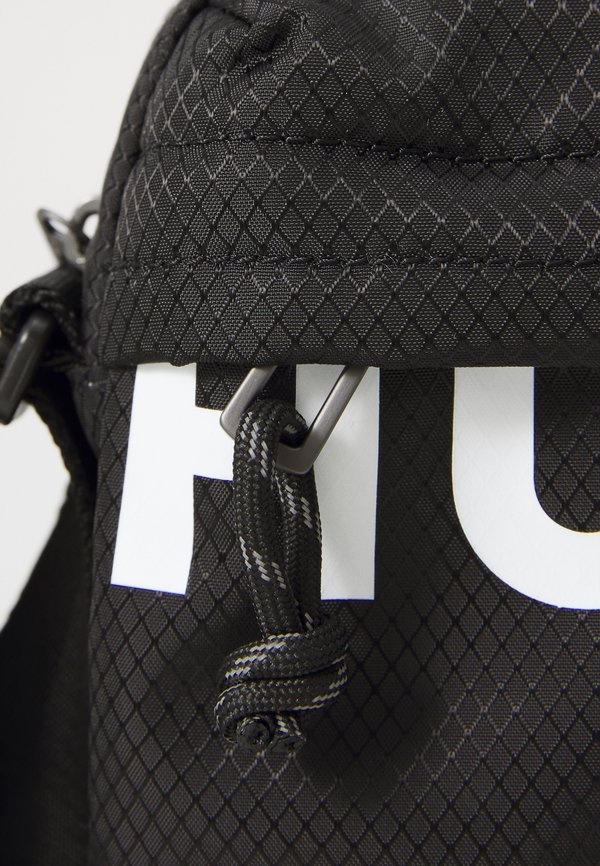 SHAUN ZIP - Cross body bag2