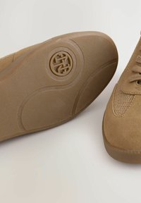 Next REGULAR FIT - Sneaker low - tan brown