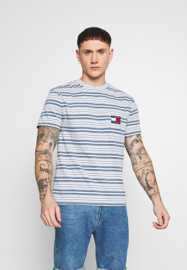 STRIPE POCKET TEE - T-shirt imprimé - light grey stripe