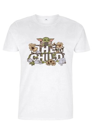 T-shirt bianco a maniche corte con una grafica che raffigura un personaggio verde che tiene un oggetto, circondato da fiori e testo che recita "IL BAMBINO."