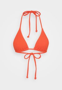 Driehoekige bikini top in fel oranje, van gestructureerde stof, met strikjes bij de hals en rug voor een verstelbare pasvorm. Geen hardware of patronen aanwezig.