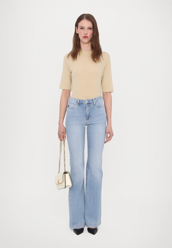 TROPEA - Flared Jeans - vand4